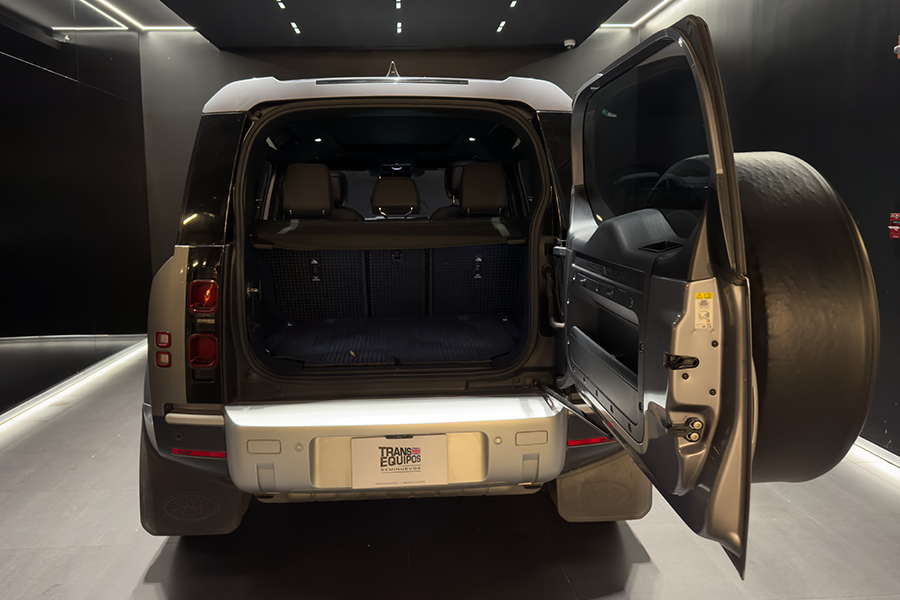 DEFENDER 110 P400 HSE  *CITA PREVIA